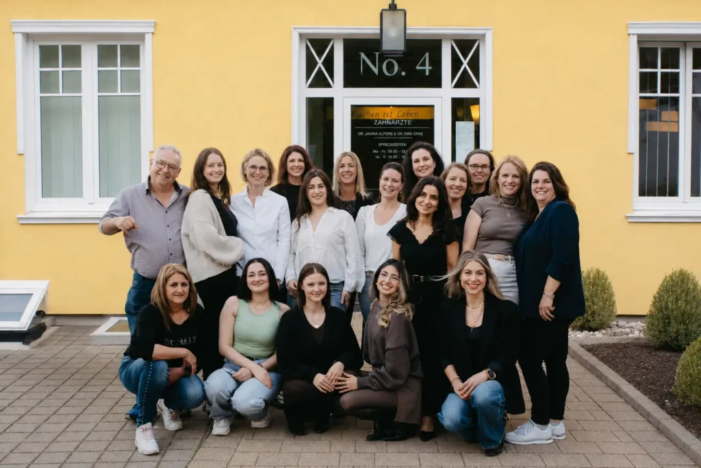 Praxisgebäude der Zahnarztpraxis Dr. Alpers und Kollegen am Uhlhornsweg in Oldenburg